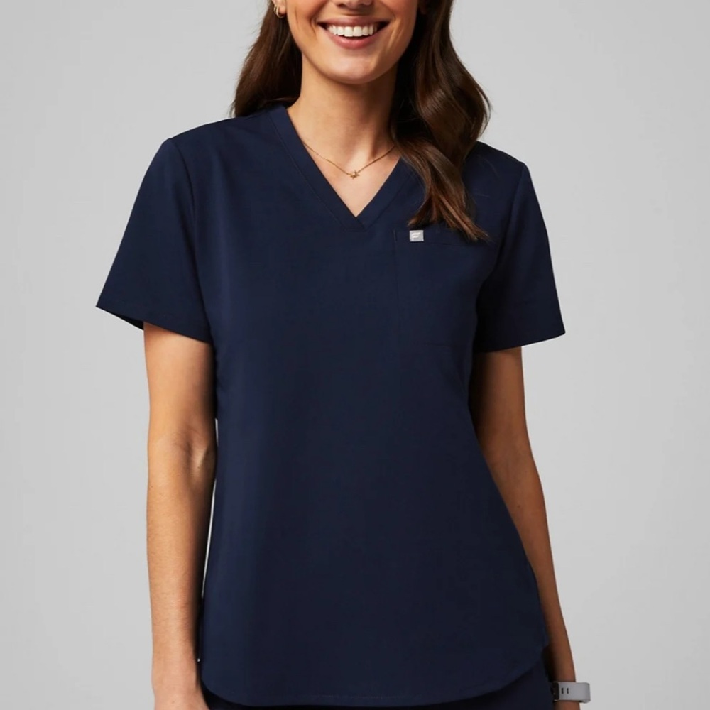 Fabletics Viral Scrub Top XS in Navy